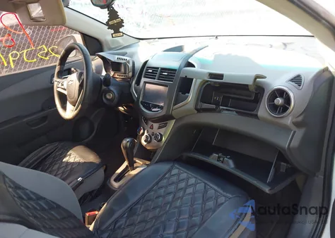 2016 Chevrolet Sonic Lt z USA, uszkodzony, nr VIN 1G1JC6SG3G4131783